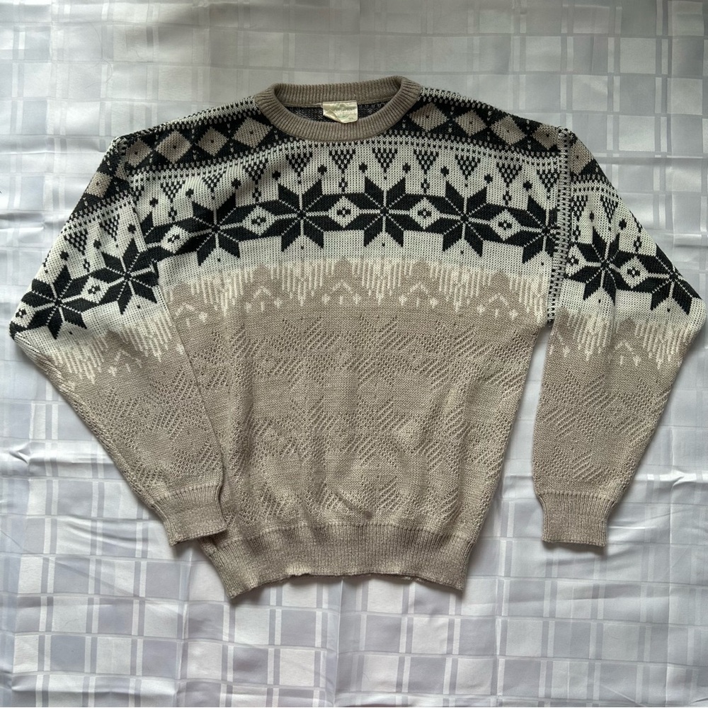 Northwest Territory Vintage Nordic Style Knit Snow Flake Pattern Sweater